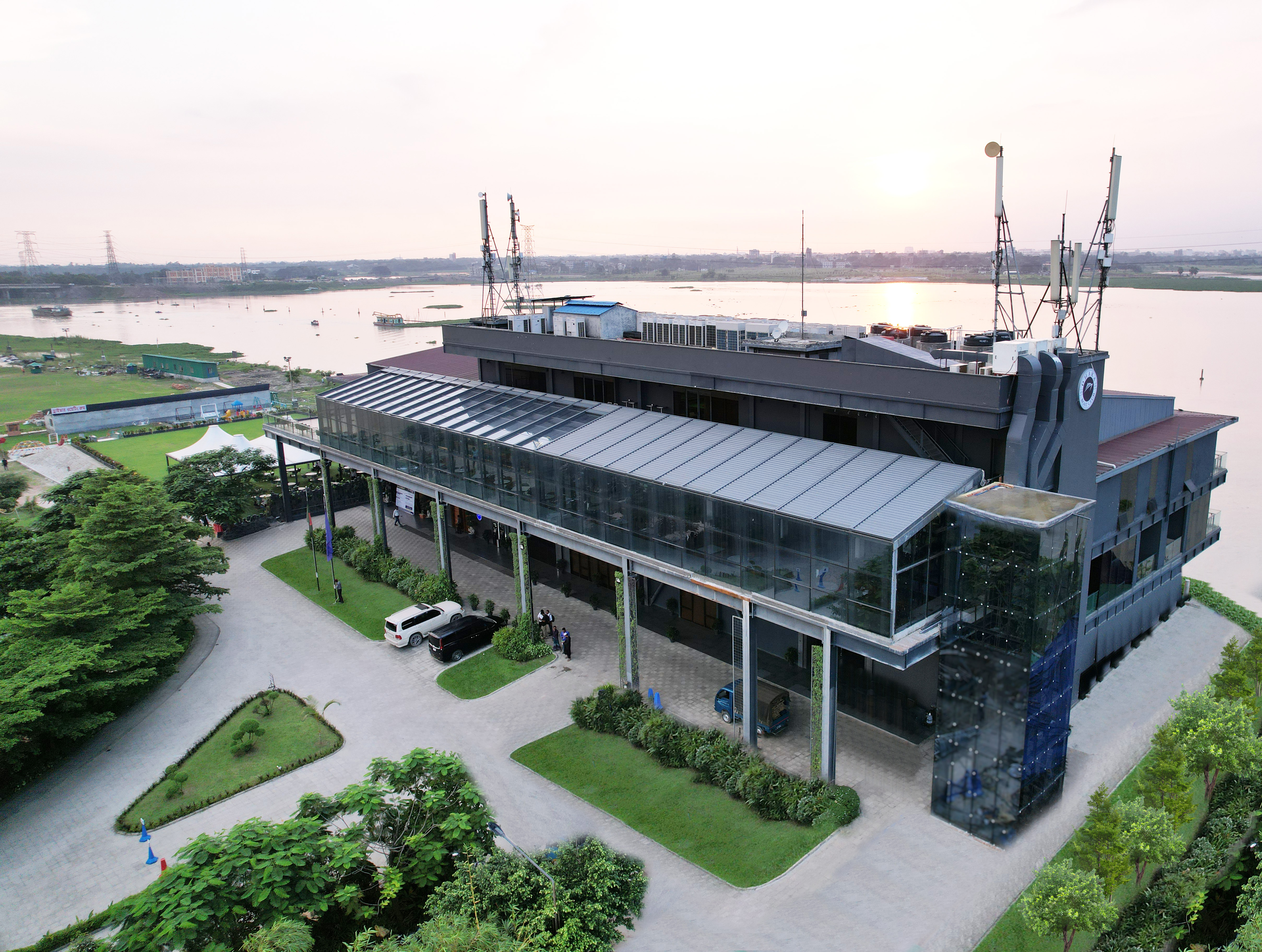 Dhaka Boat Club Hero 4